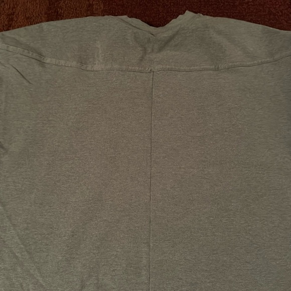 Women’s Under Armour Short Sleeve‎ Crew - Picture 5 of 7